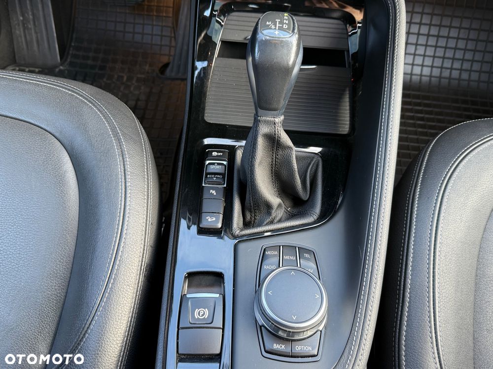 BMW X1 xDrive28i xLine - 9