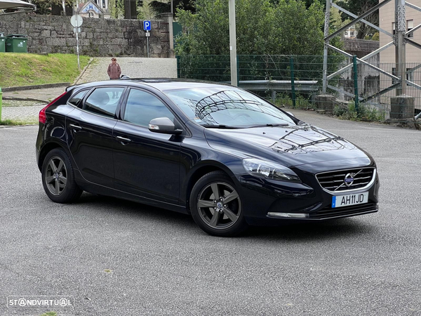 Volvo V40 1.6 D2 Momentum Eco