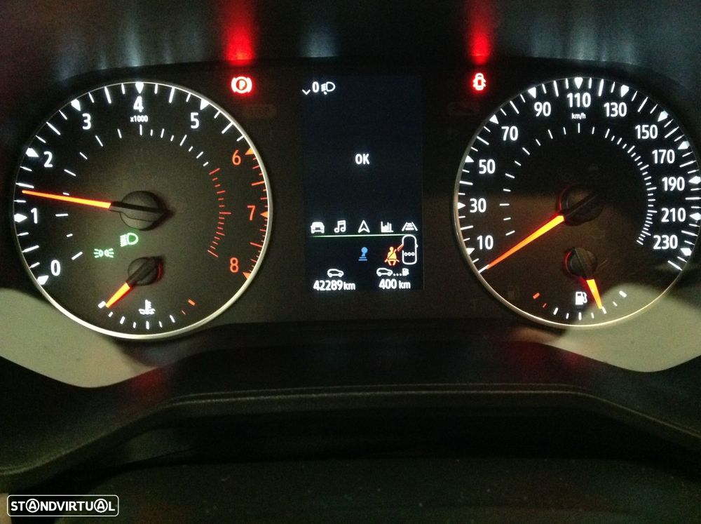 Renault Clio 1.0 TCe Techno - 34