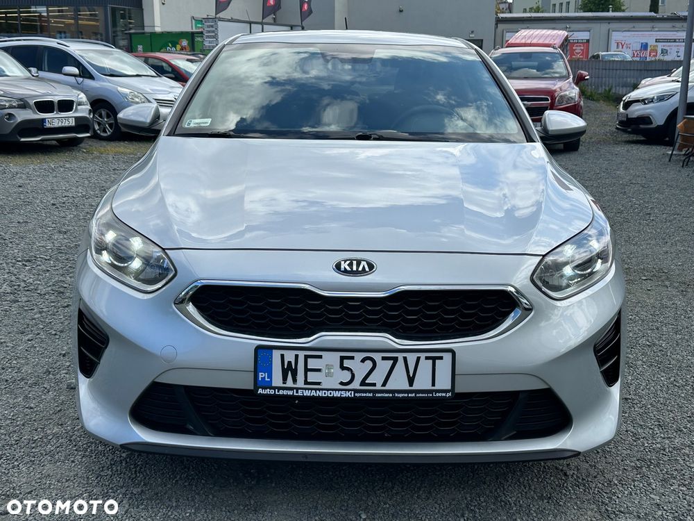 Kia Ceed 1.6 CRDi SCR L - 11