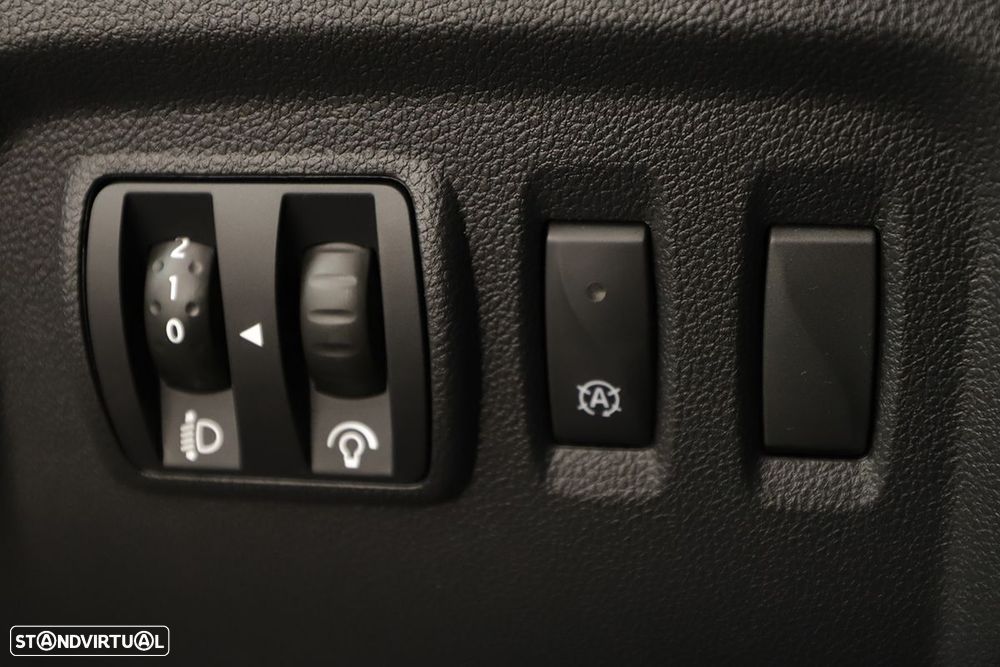 Renault Captur 1.5 dCi Exclusive EDC - 19