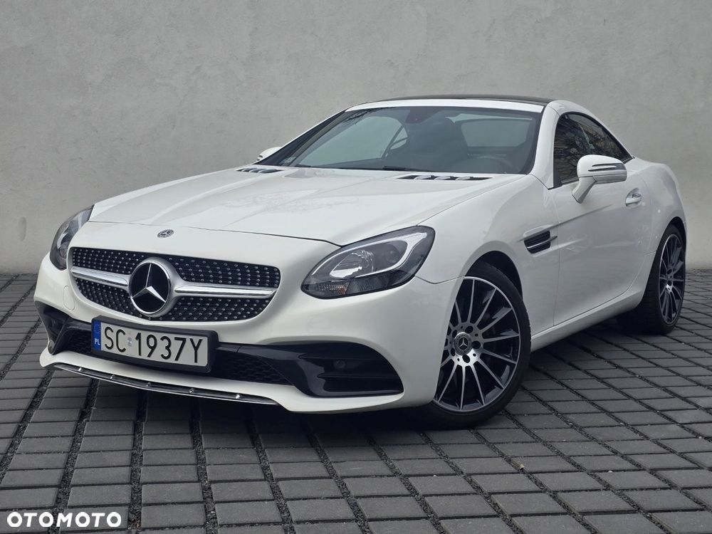 Mercedes-Benz SLC 300 9G-TRONIC Final Edition - 2