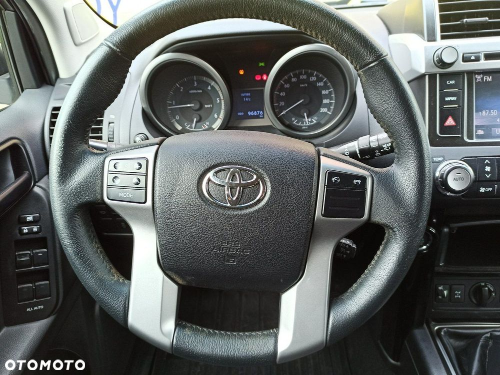 Toyota Land Cruiser - 15