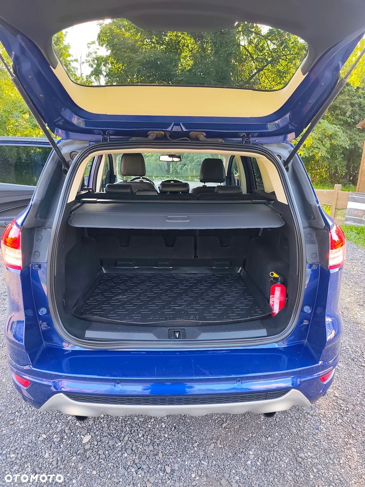 Ford Kuga - 5