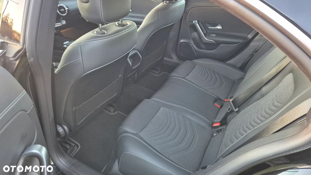 Mercedes-Benz CLA 2023