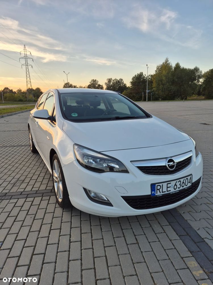 Opel Astra - 2