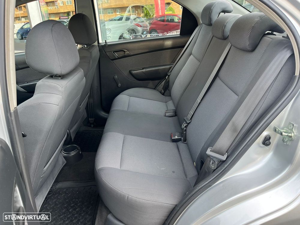 Chevrolet Aveo 1.2 LS Bi-Fuel - 11