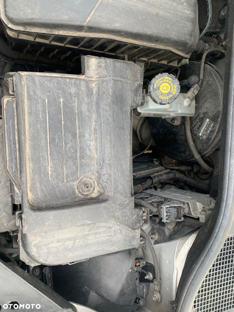 Renault Clio - 26