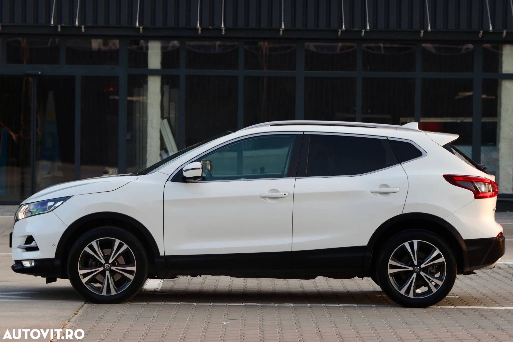 Nissan Qashqai 1.6 DCI Start/Stop X-TRONIC Tekna - 40