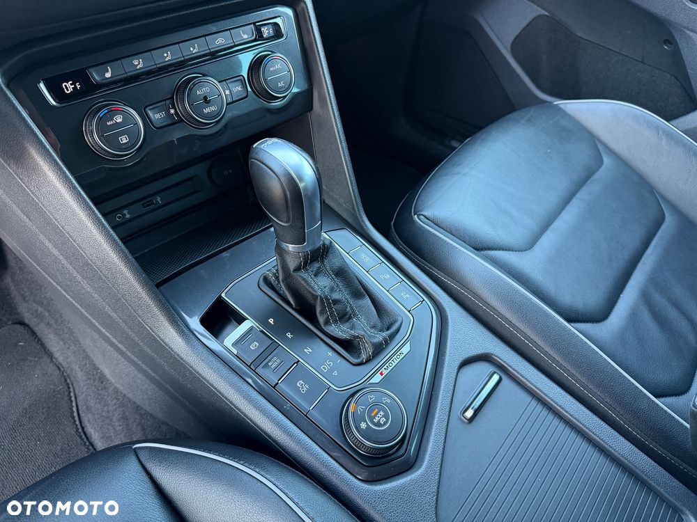 Volkswagen Tiguan 2.0 TDI SCR 4MotION DSG R-Line - 20