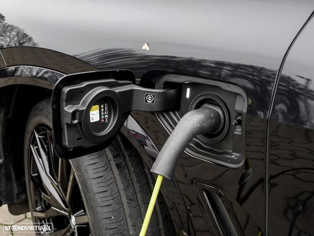 BMW X5 45 e xDrive Pack M - 14