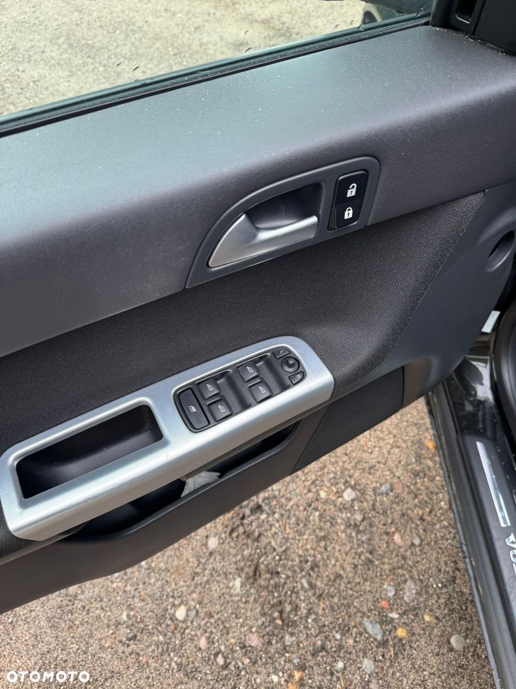 Volvo V50 2.0D - 15