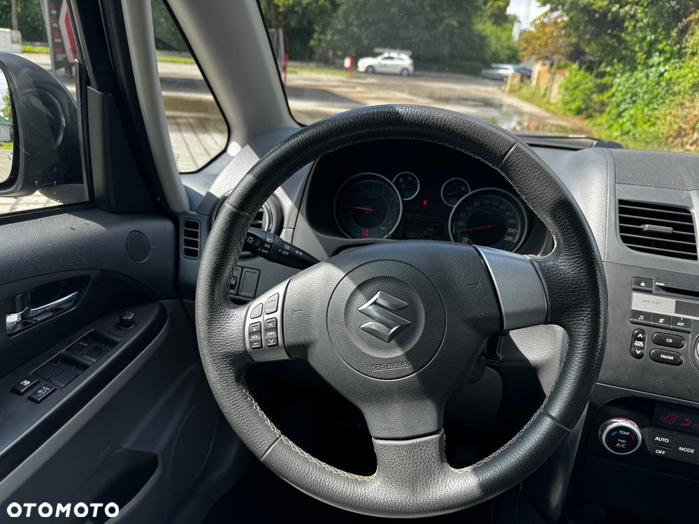 Suzuki SX4 1.6 VVT 4x4 Limited - 17