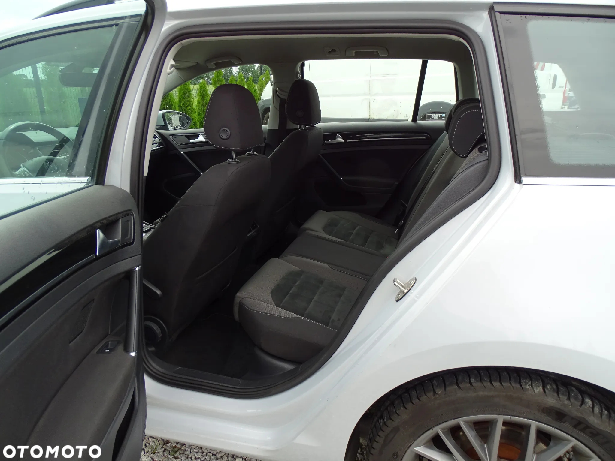 Volkswagen Golf VII 1.4 TSI BMT Comfortline DSG - 38