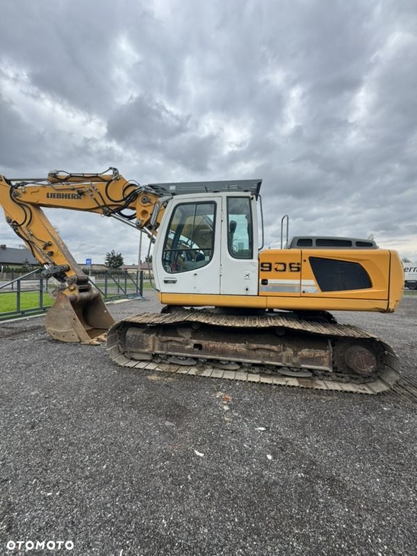 Liebherr R 906 LC - 2
