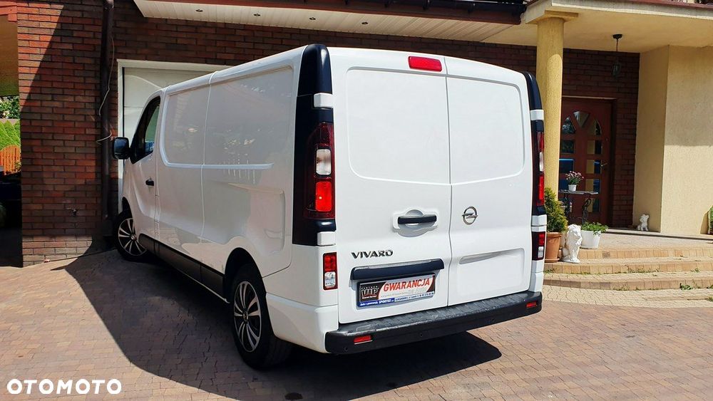 Opel Vivaro - 8