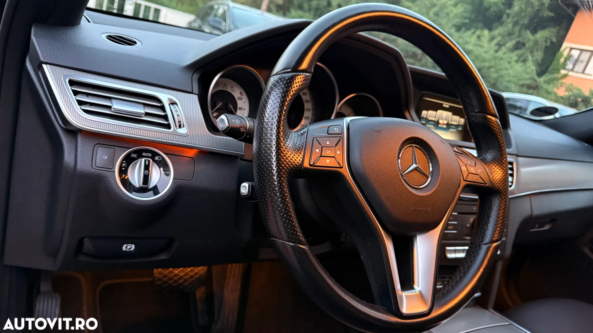 Mercedes-Benz E 250 BlueTEC 9G-TRONIC Avantgarde - 26