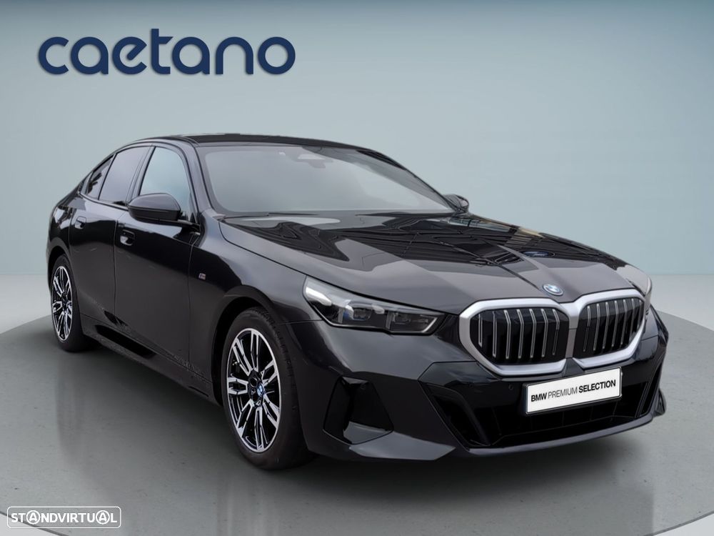 BMW 530 e Pack Desportivo M - 10