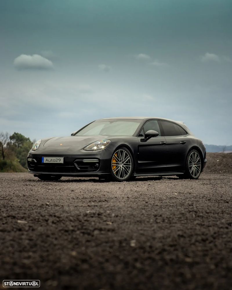 Porsche Panamera Sport Turismo Turbo - 1