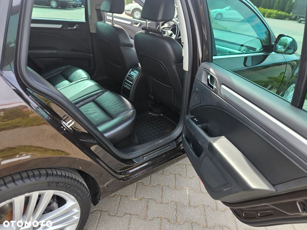 Skoda Superb 2.0 TDI 4x4 Business DSG - 25