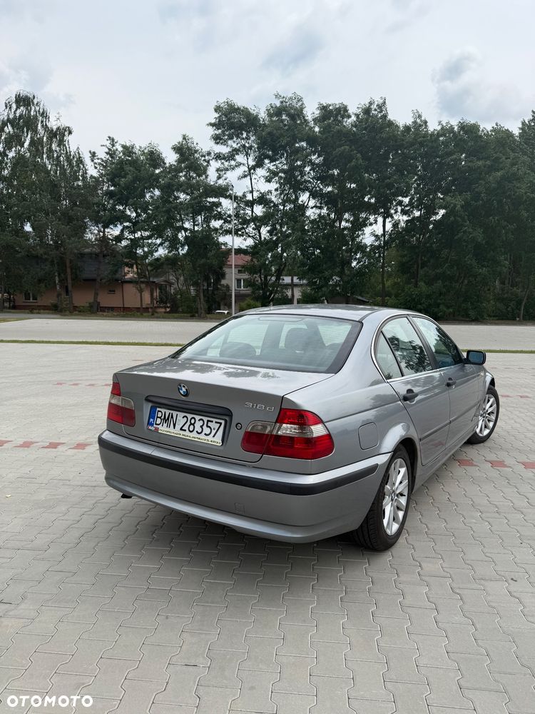 BMW Seria 3 318d - 8