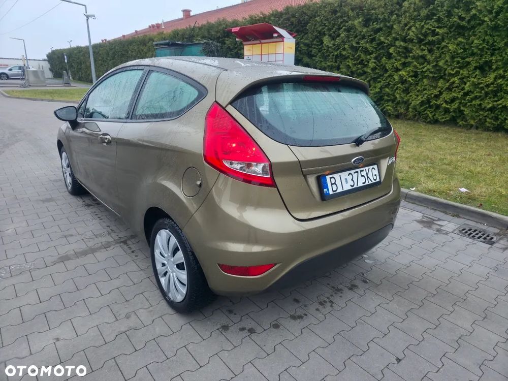 Ford Fiesta 1.25 Champions Edition - 8