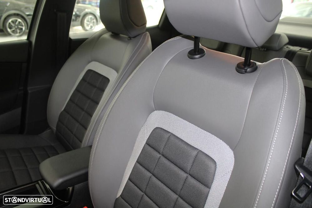 Citroën e-C4 X 54 kWh Autonomia Alargada Plus - 11