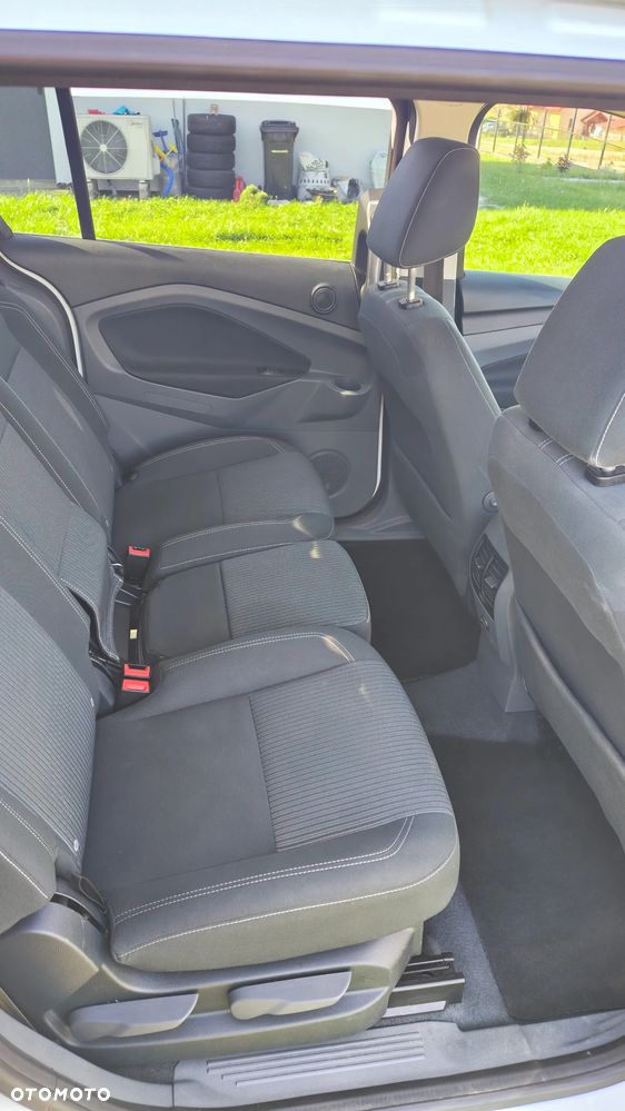 Ford Grand C-MAX - 5