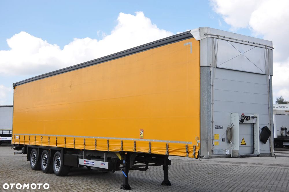 Schmitz Cargobull VARIOS PODNOSZONY DACH PODNOSZONA OŚ
