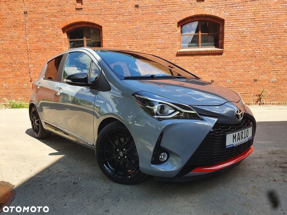Toyota Yaris 1.5 VVT-i GR Sport - 1