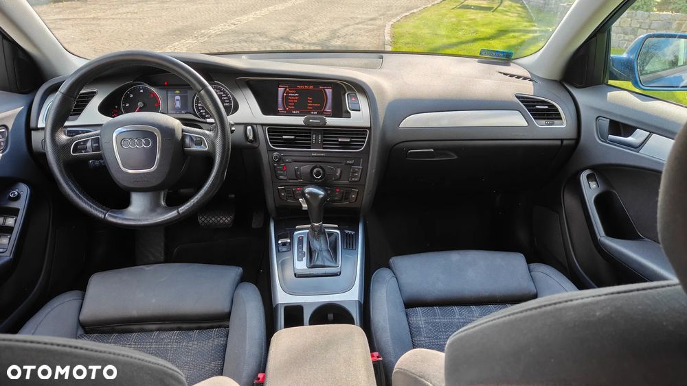 Audi A4 Avant 2.0 TDI Multitronic - 6