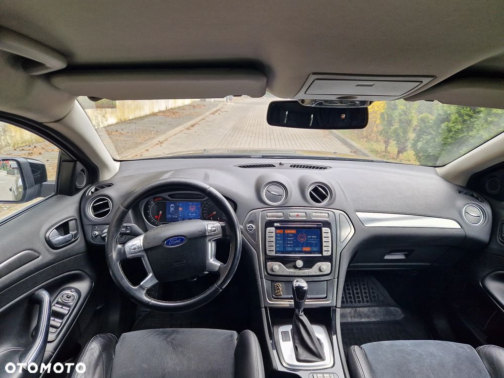 Ford Mondeo - 9