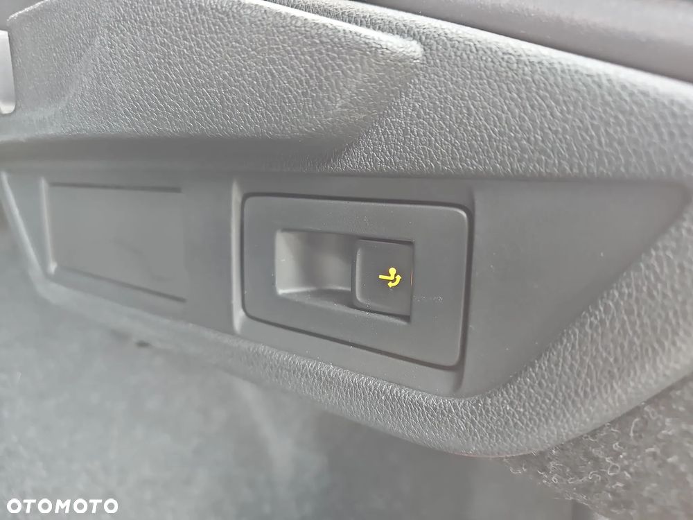 Skoda Octavia 2.0 TDI Style DSG - 24