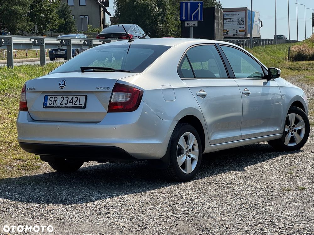 Skoda RAPID 1.0 TSI Ambition - 8