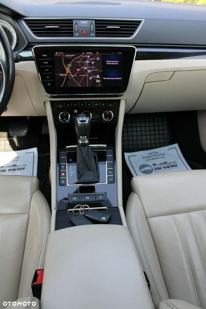 Skoda Superb 2.0 TDI 4x4 DSG L&K - 31