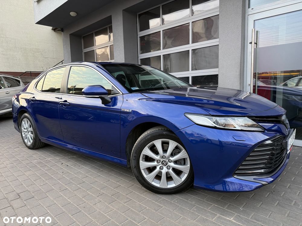 Toyota Camry 2.5 Hybrid Comfort CVT - 1