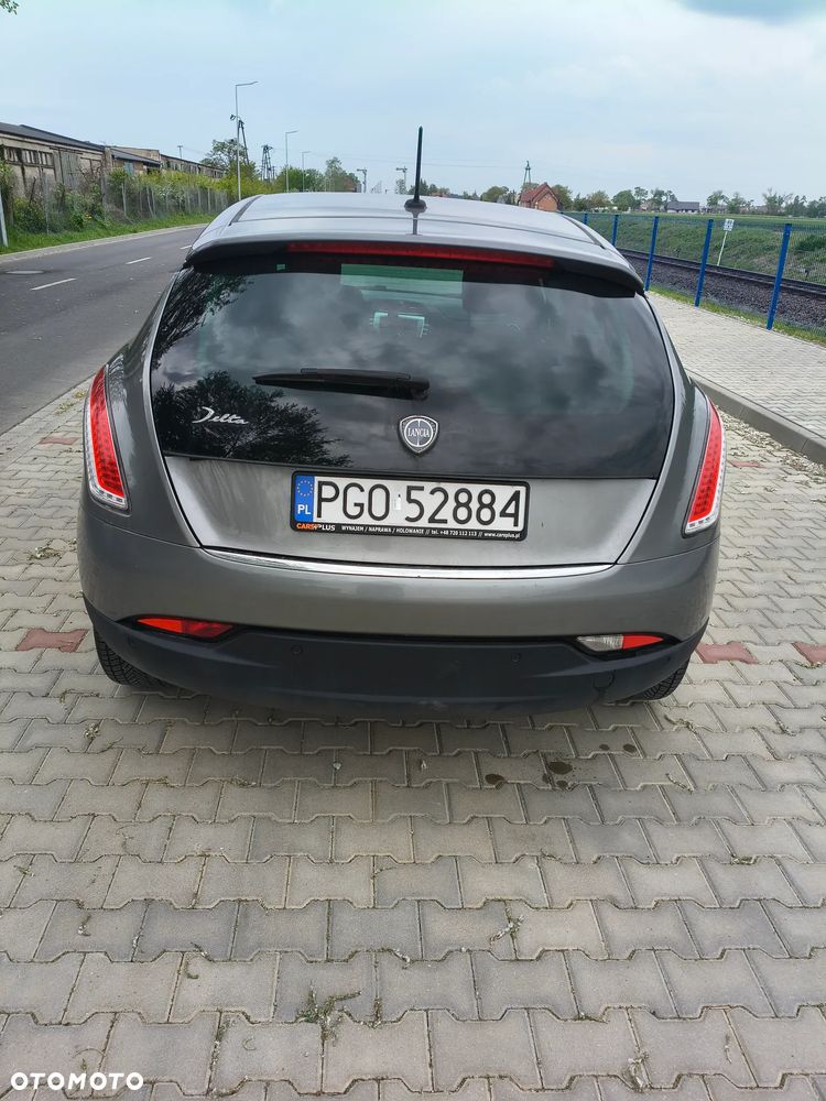 Lancia Delta 1.6 MJ Oro - 11