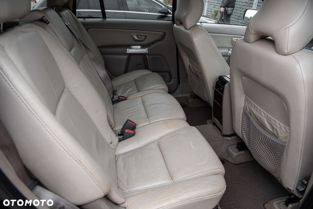 Volvo XC 90 T6 Momentum - 25