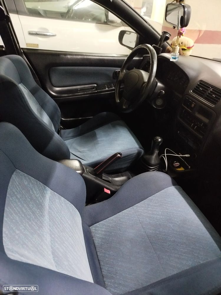 Mazda 323 ver-f-1-8 - 8