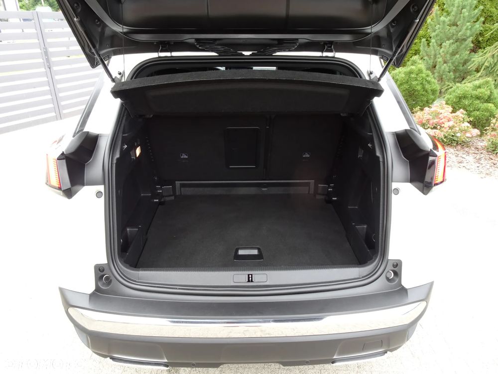 Peugeot 3008 1.5 BlueHDi Allure Pack S&S EAT8 - 12