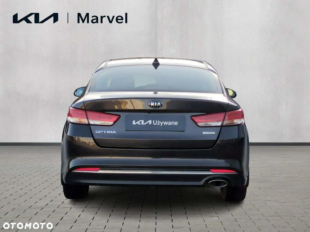 Kia Optima 1.7 CRDI XL DCT - 4