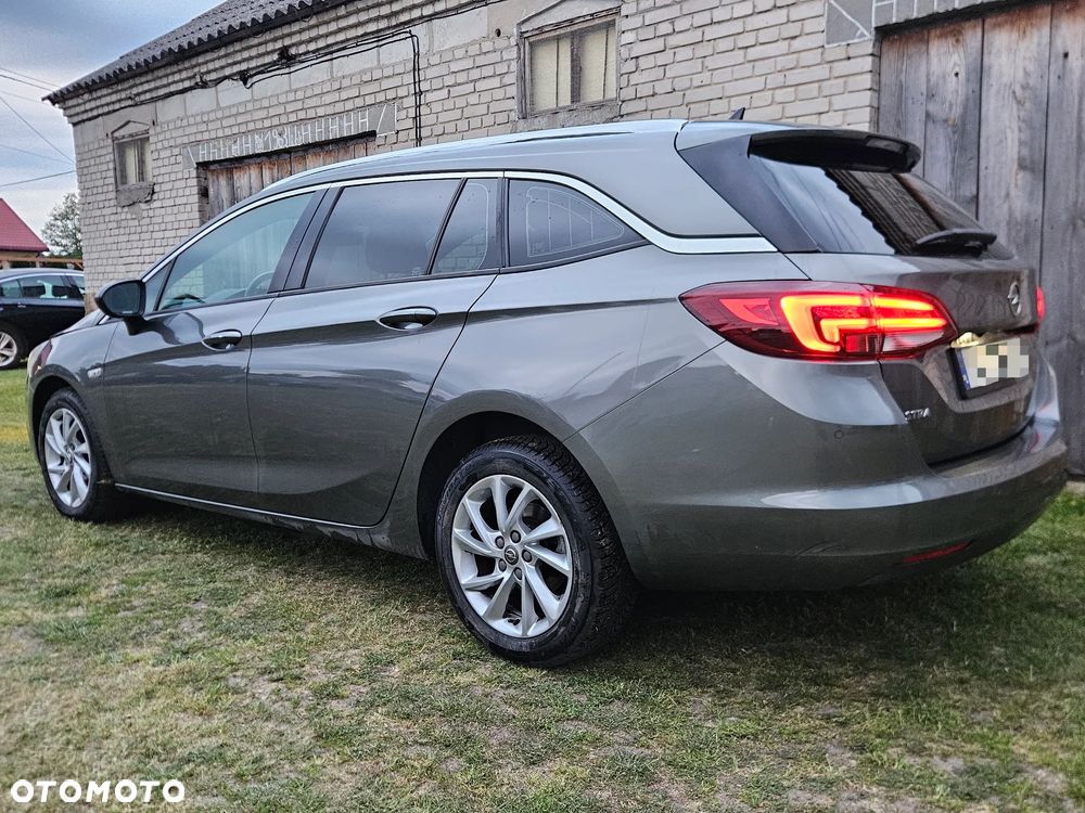 Opel Astra 1.4 T Elite S&S - 4