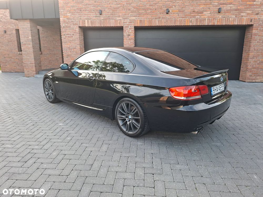 BMW Seria 3 320i M Sport Edition - 8