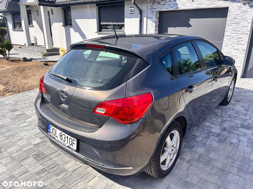 Opel Astra 1.6 Essentia - 6