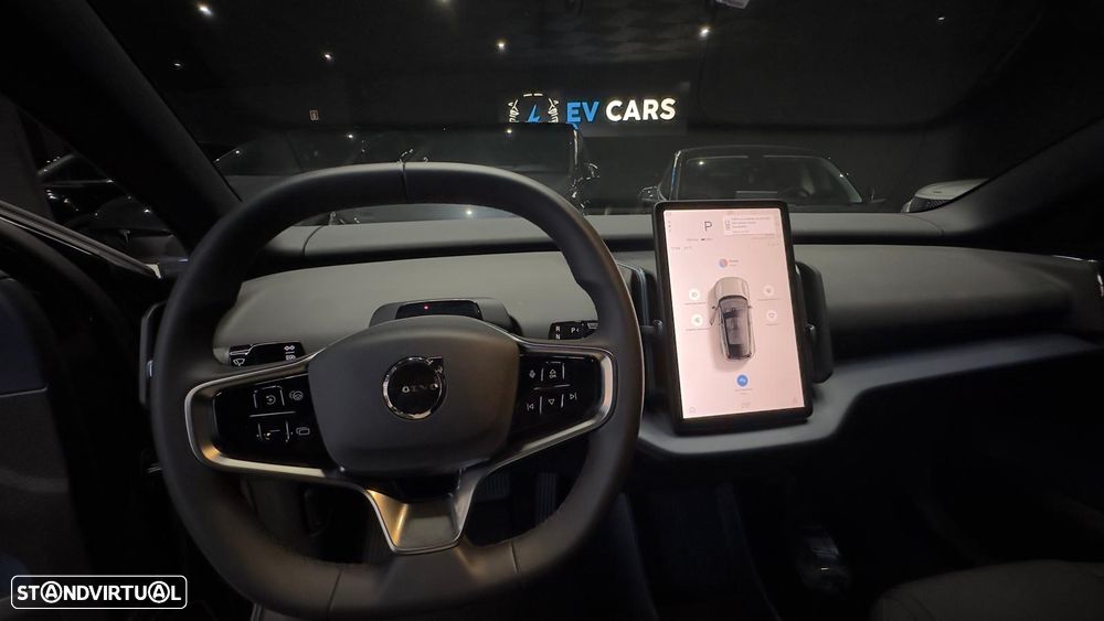 Volvo EX30 Single Motor Extended Range RWD Core - 17