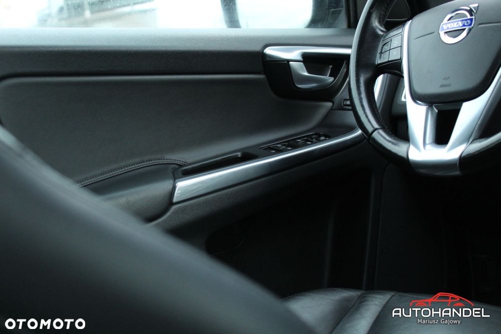 Volvo XC 60 - 10