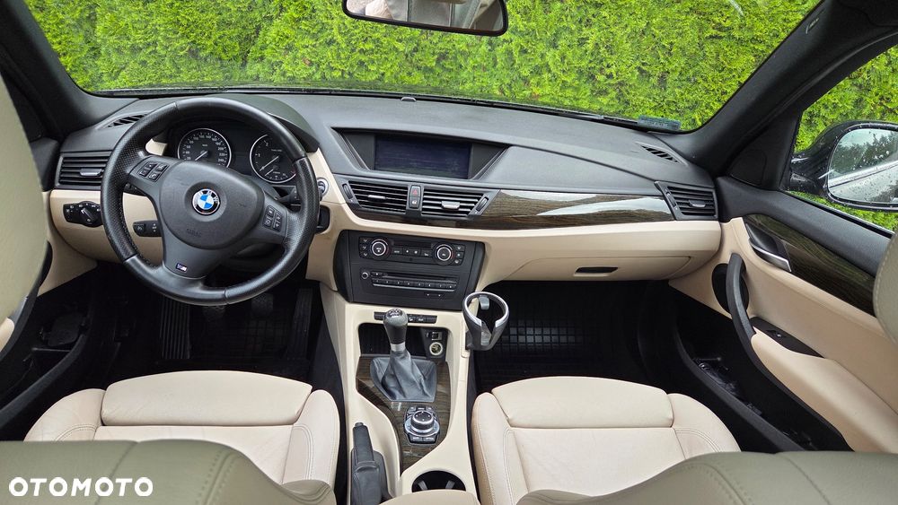 BMW X1 xDrive20d - 13