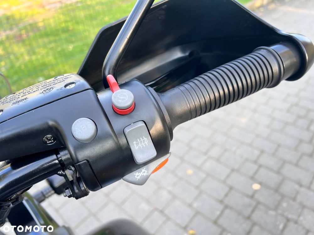 BMW R - 19