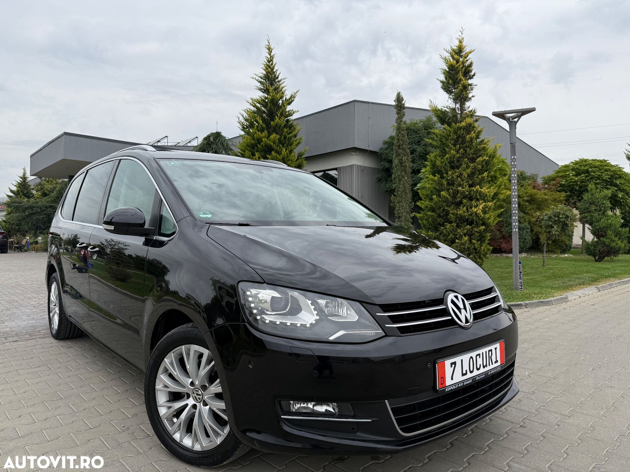 Volkswagen Sharan 2.0 TDI DSG Blue Motion Highline - 1