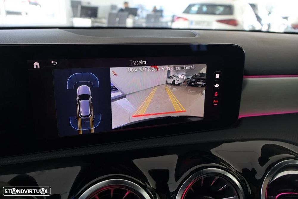 Mercedes-Benz A 250 e - 43